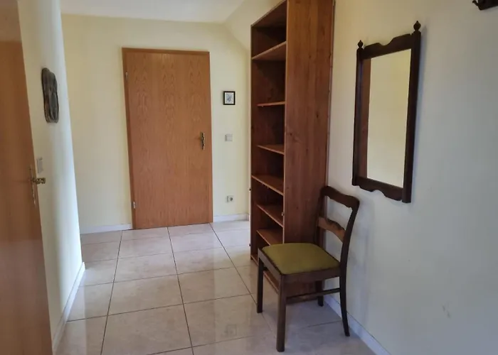 Schoene Und Ruhige In Fruecht アパート *